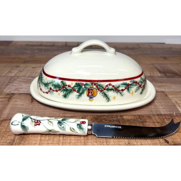 Pfaltzgraff Holiday Garland Covered Butter Dish & Spreader Set - Picture 1 of 7